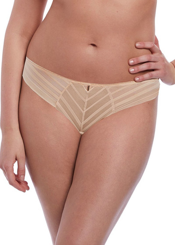 Freya Cameo brief nude