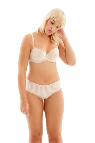 Cleo Lexi t-shirt latte
